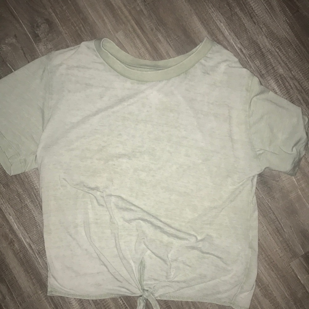 knit tee shirt